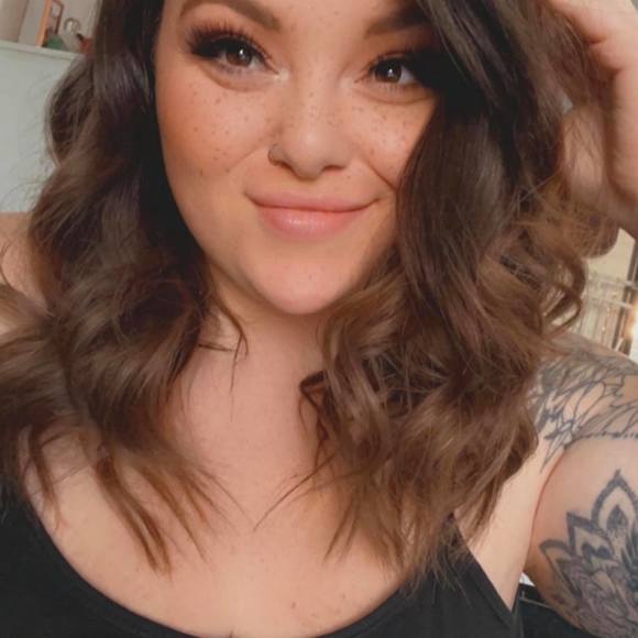 ashtonhopezis